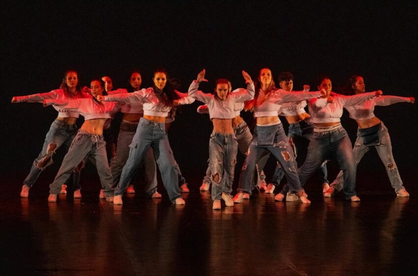  Dançarinos de Dois Vizinhos destacam-se no festival de dança em Toledo