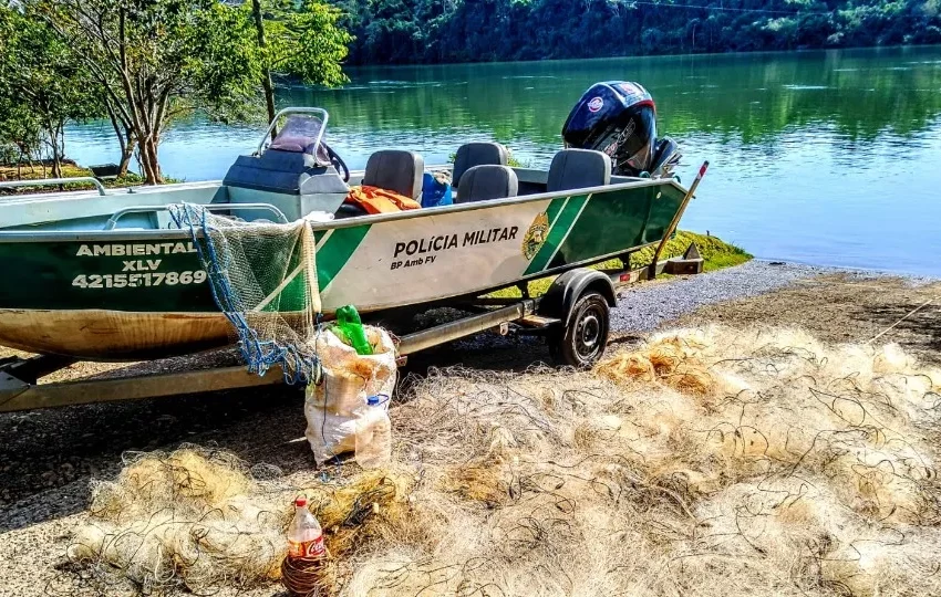  Polícia Ambiental apreende apetrechos ilegais para pesca predatória no Paraná