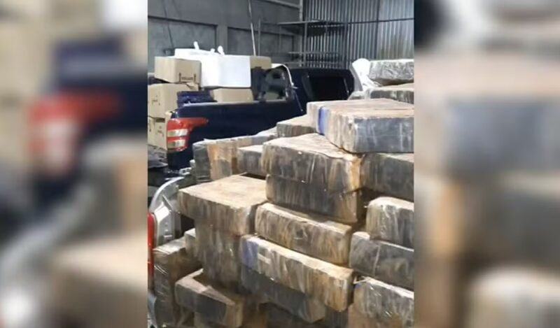  Paranaense é preso suspeito de armazenar 5,7 toneladas de maconha em bunker