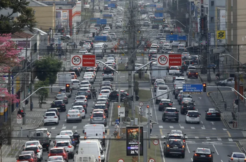  Prazo para pagar o licenciamento 2024 começa em agosto no Paraná