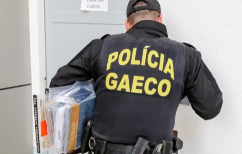  Gaeco realiza operações para investigar homicídio ligado a líder de facção criminosa no PR