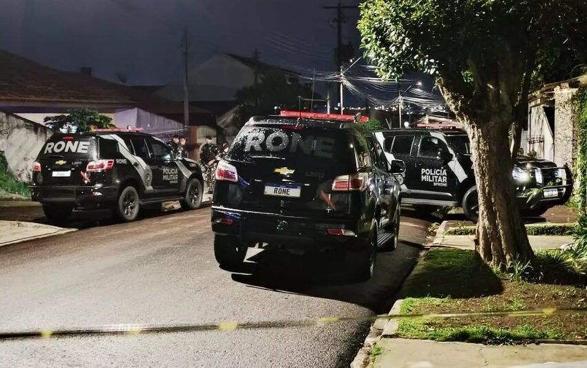  Casal suspeito de assaltos morre em confronto com a Polícia Militar no Paraná