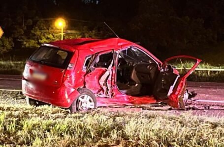 Mulher morre em engavetamento com três veículos no PR