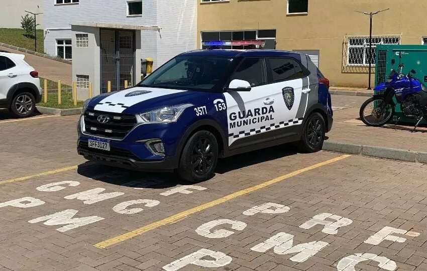  Mulher é presa pela Guarda Municipal pelo crime de roubo