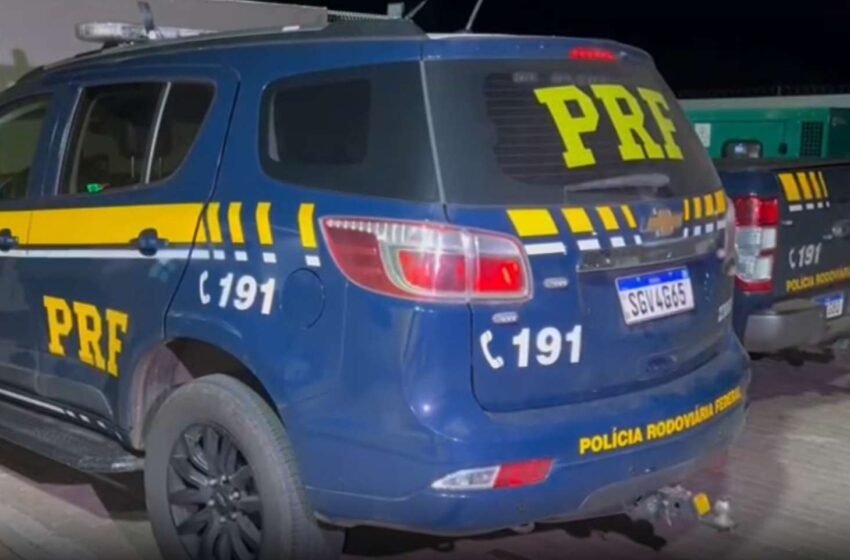  Casal é flagrado com droga no painel de carro e criança é encaminhada ao conselho tutelar