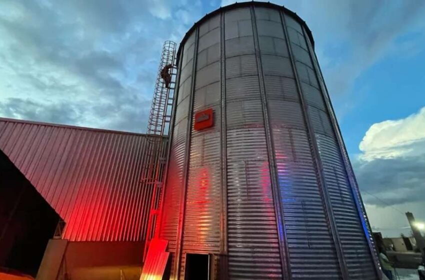  Operação de resgate dura 2 horas para salvar trabalhador preso em silo no Paraná