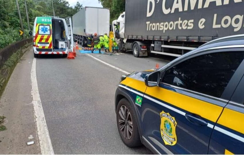  Acidentes em rodovias do PR deixam 11 mortos durante feriado prolongado