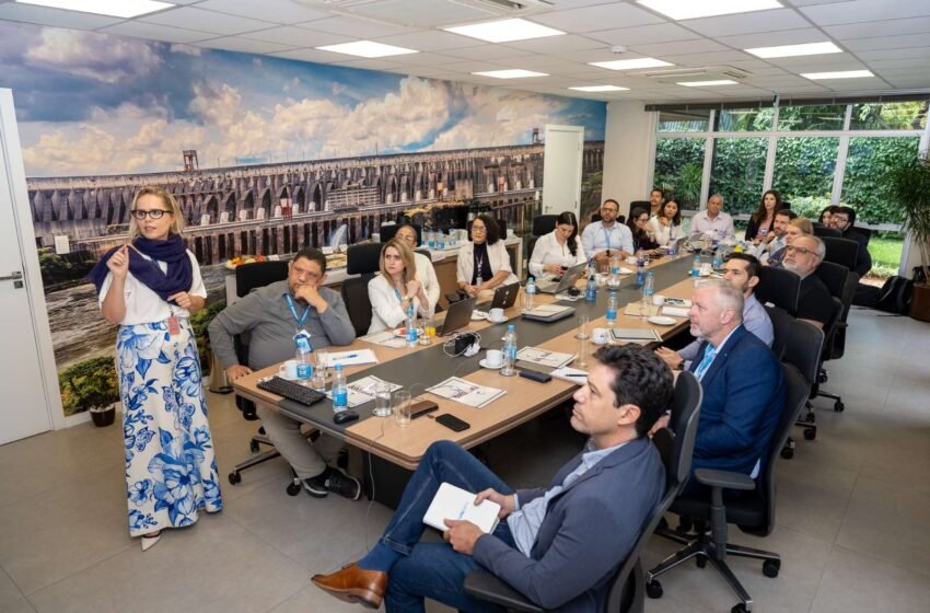  Comitiva da UNOPS visita Itaipu para negociar continuidade das obras da Unila