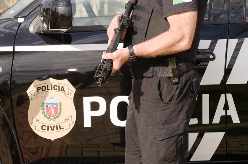  Policia Civil cumpre dois mandados de prisão em município do PR