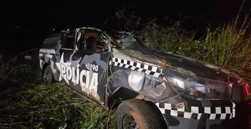  Operação policial acaba em grave acidente e fere dois policiais militares