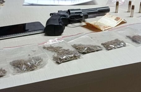 Suspeitos de integrar rede de tráfico são detidos com drogas e materiais ilícitos