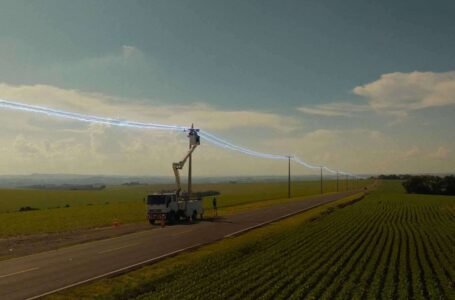 Com R$ 2,5 bilhões aplicados, Copel acelera modernização da rede elétrica e fortalece energia renovável no Estado