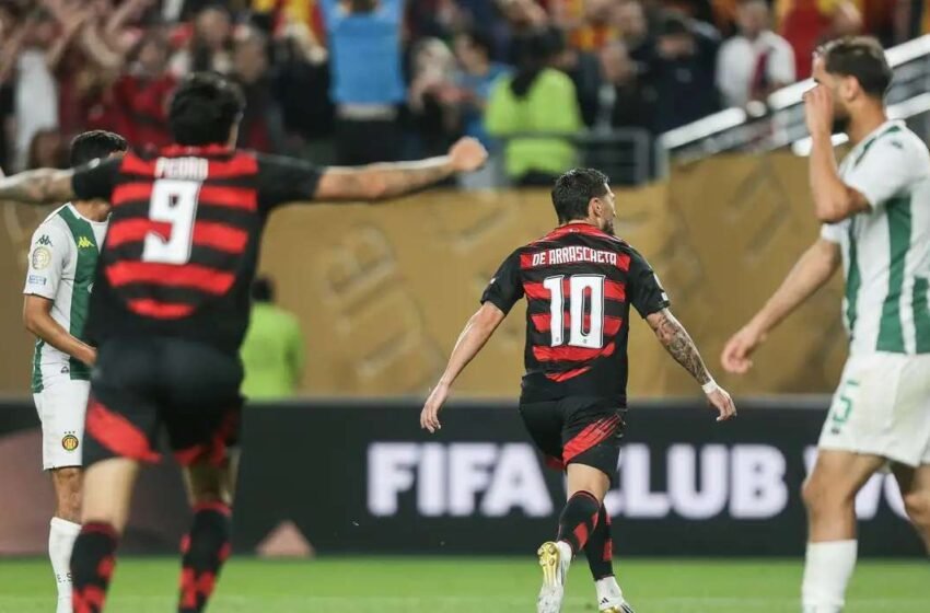  Flamengo brilha na estreia e vence Espérance por 2 a 0 no Supermundial de Clubes