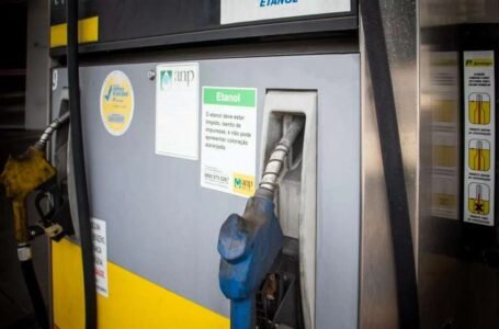 Preço do etanol segue em queda, mas perde força com demanda e clima
