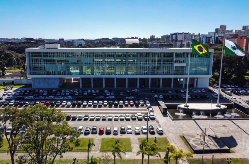  Quase um bilhão em jogo: governo paranaense anuncia empresa vencedora de licitação