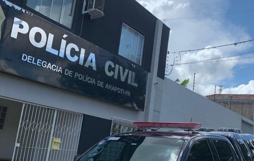  Homem é preso após se passar por policial e roubar motocicleta