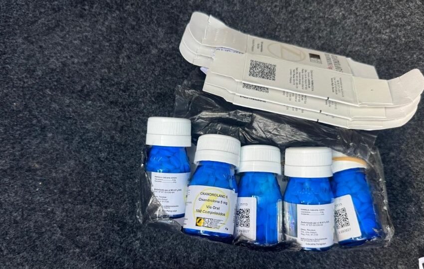  Anabolizantes são encontrados em compartimento oculto de veículo durante abordagem