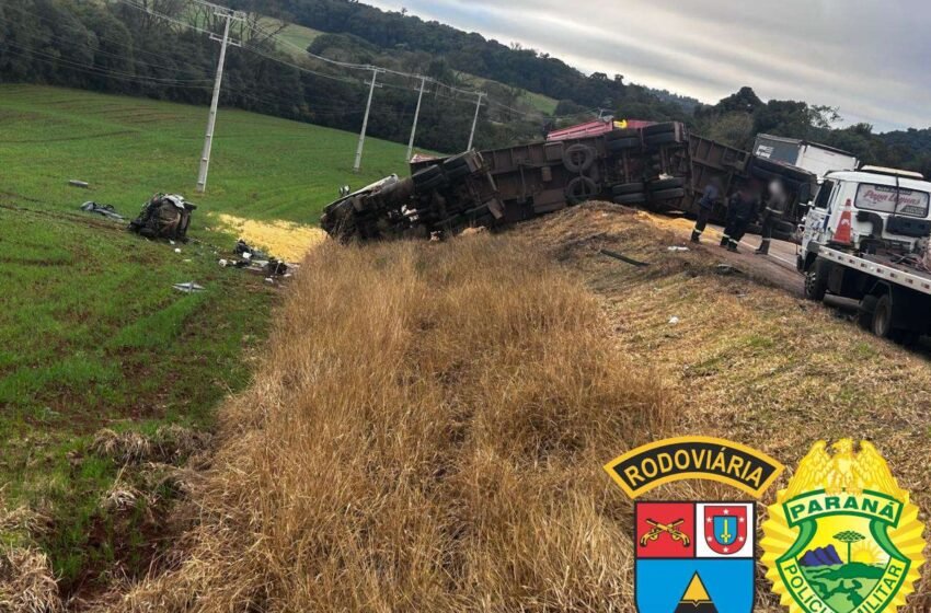  Trânsito lento na PRC-158 após acidente com bloqueio parcial da pista