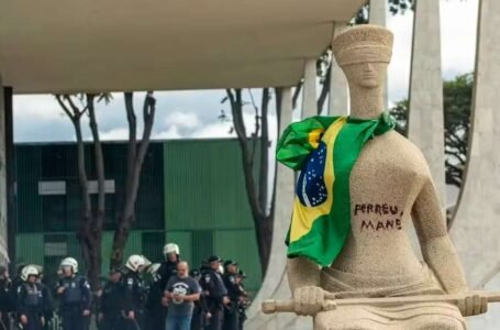 Após 983 violações com tornozeleira, condenadas do 8/1 perdem benefício e vão para penitenciária
