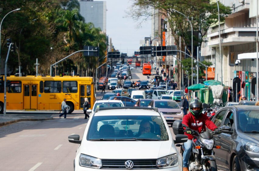  Estado do Paraná anuncia estratégia para cortar pela metade os óbitos nas vias