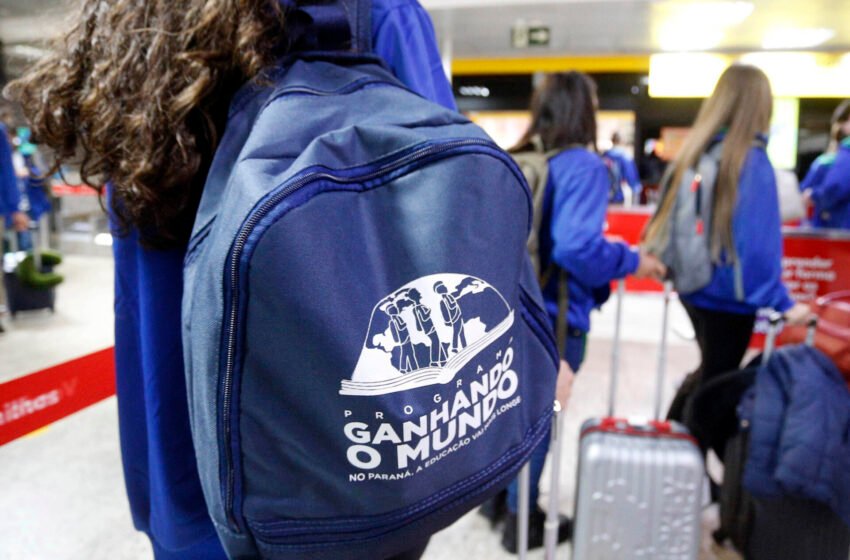  Futuros Cidadãos do Mundo: Estudantes Viajam para a Austrália com Bolsa Educacional