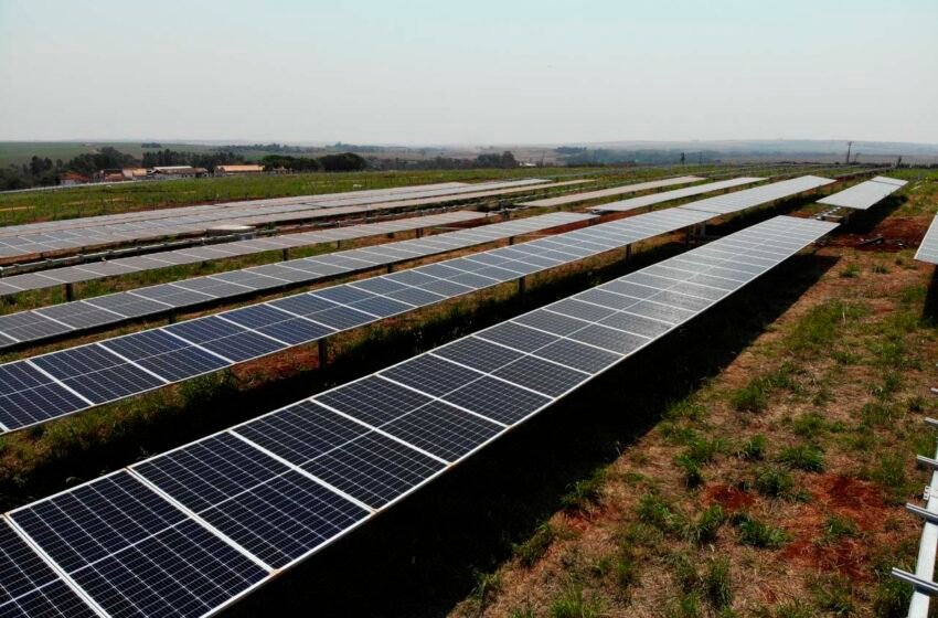  Energia sustentável avança com 10 mil iniciativas do RenovaPR e transforma campo no Paraná