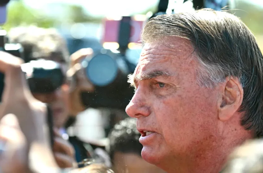  Exames de Bolsonaro mostram “persistência de esofagite e gastrite”