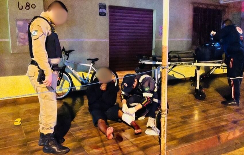  Mesmo após facada, homem implora reconciliação com autora do ataque
