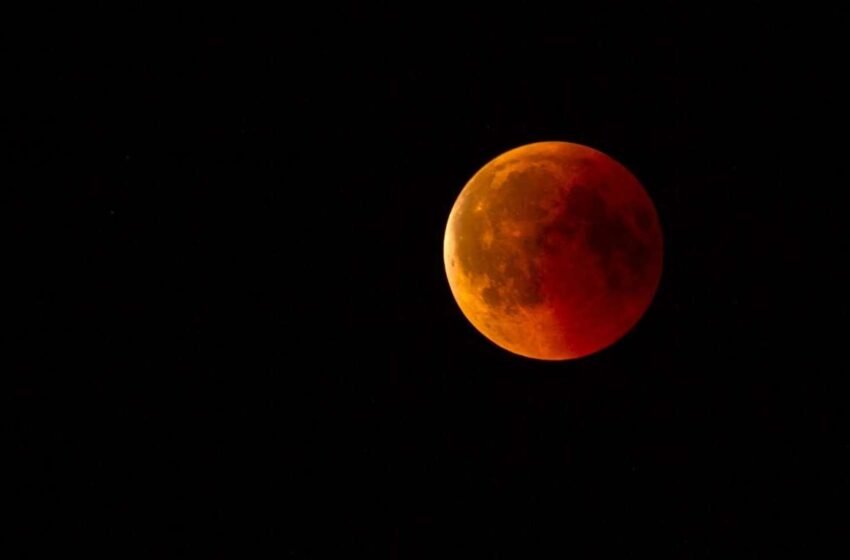  Eclipse lunar raro com 1h22 de duração será transmitido ao vivo na internet
