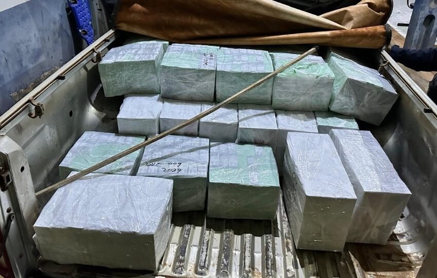  Carga com 600 celulares contrabandeados é interceptada pela polícia