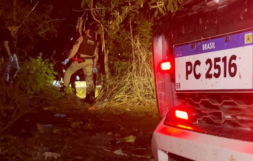  Após matar idoso a facão, homem usa carro da vítima para ocultar cadáver