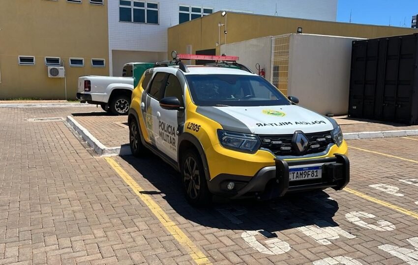  Polícia prende homem que agrediu mãe de 77 anos com cadeira