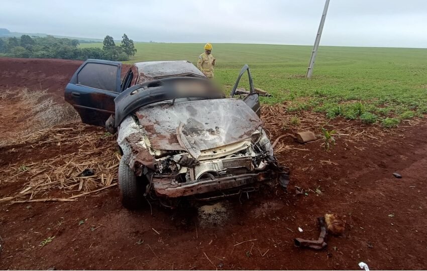 Fuga termina mal: carro com maconha capota após perseguição da PRF
